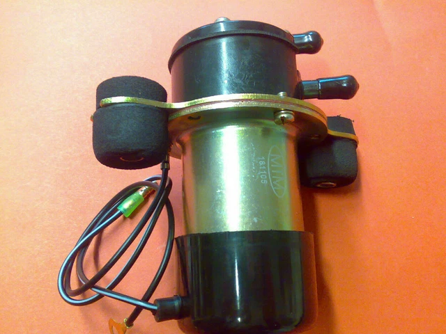 Dieselpumpe For Mitsubishi L2E L3E Volvo EC20B Zeppelin Schaeff
