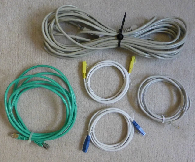 Konglomerat Patchkabel Netzwerkkabel  DSL Ethernet Netzwerk  neu und gebraucht