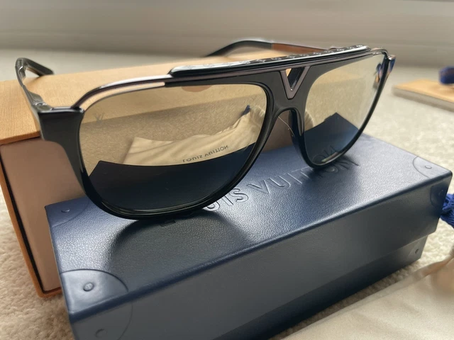 Lv mascot black best sale sunglasses