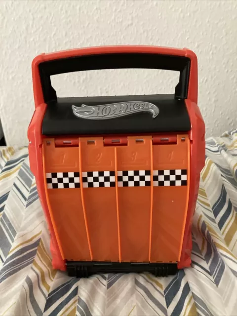 Hot wheels 4 deals track racing battle case