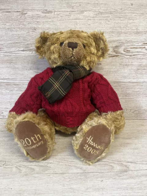 Harrods Christmas Teddy Bear Year 2005 20th Anniversary (Nicholas) VGC