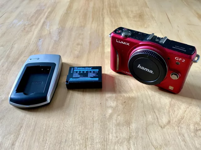 Panasonic Lumix DMC-GF2 Micro Four Thirds Systemkamera, Rot