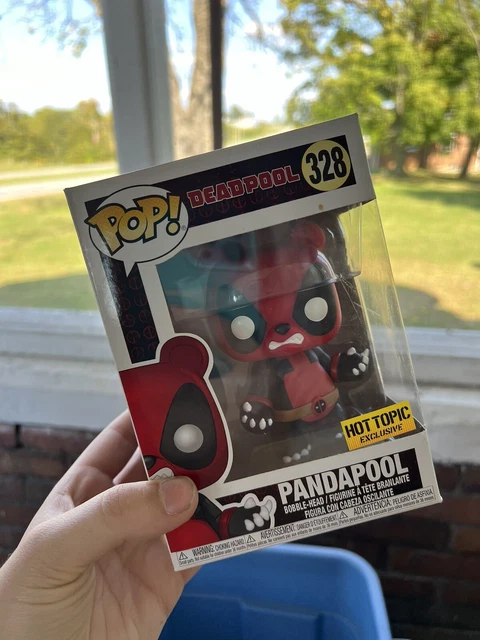 Funko Pop Pandapool 328 Hot Topic Exclusive deadpool
