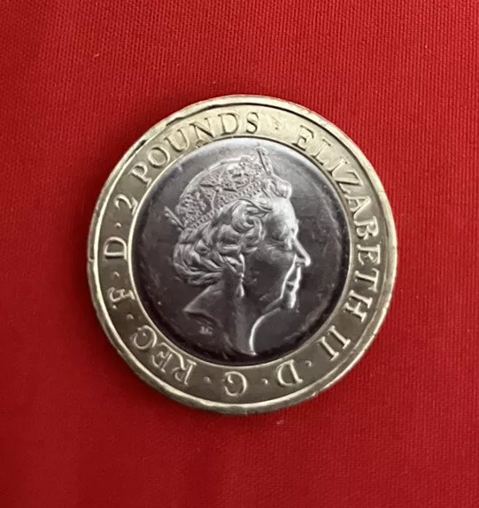 First World War £2 Pound coin 2016, Very Rare, 1914-1918, Circulated  MINT ERROR