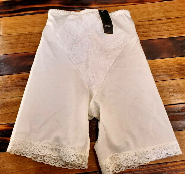 NWT Vintage Olga Body Shaper Size M White Shorts Thigh Lace 42010 Bridal New