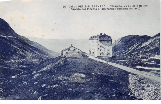 73 - n°75906 - Col du PETIT-SAINT-BERNARD - L'Hospice, vu du côté italien