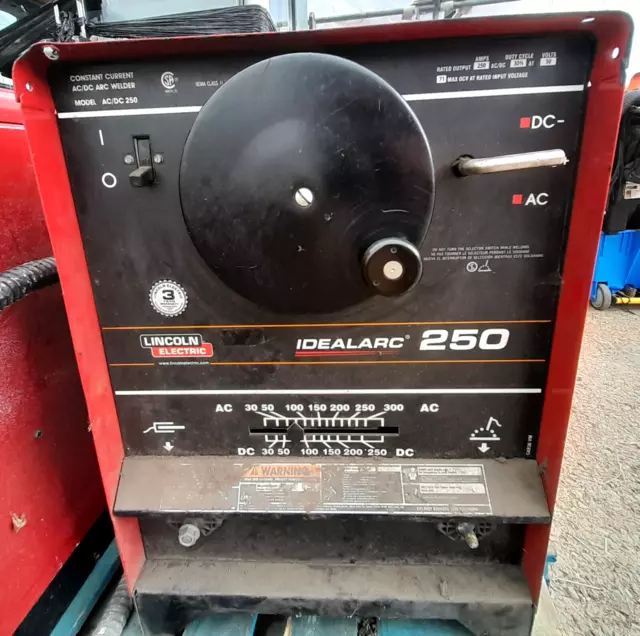 Lincoln Electric Idealarc 250 AC/DC Stick Welder