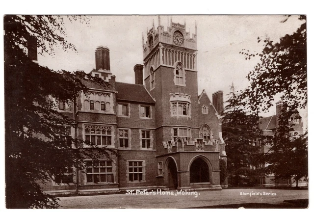 Surrey Carte Postale - St -pierre Maison, Woking - (A393)