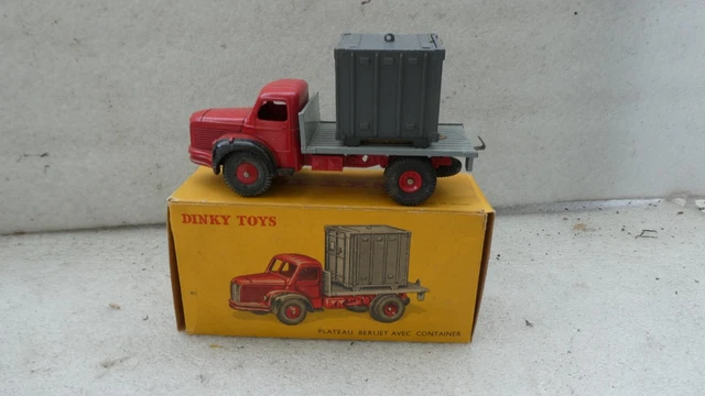 Dinky Toys - 1:43 - No. 34B Plateau Berliet avec Container