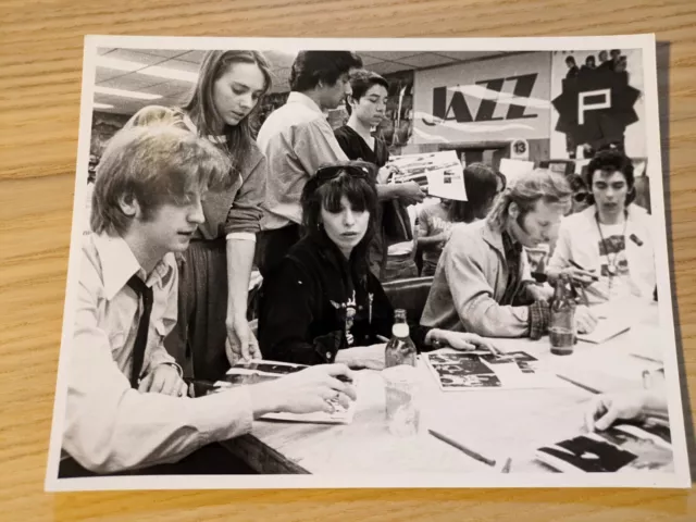 Pretenders, Chrissy Hynde, rare promotional press photo from 1980