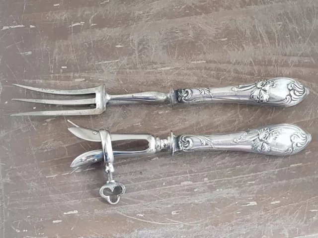 Bel Ensemble De 2 Couverts De Service A Gigot En Argent Massif Art Nouveau