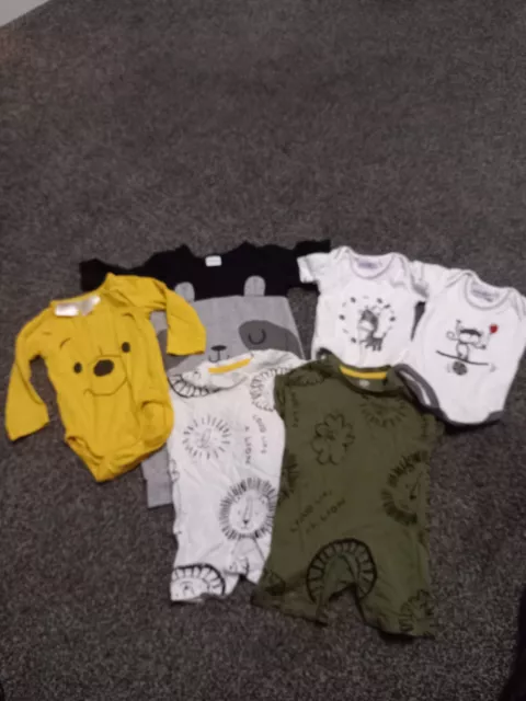 Bundle Of Baby Boys Clothes Up To 1 Month - 9-12 Months Excellent Condition