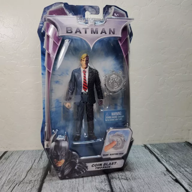 Mattel DC Batman The Dark Knight Two Face Coin Blast 6" Action Figure 2008 New