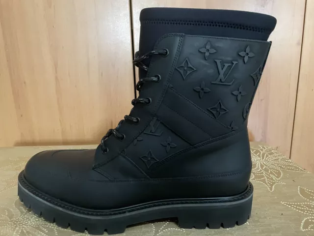 louis vuitton boots … size 8 mens, fits like a 10, Bruce Springsteens boots…