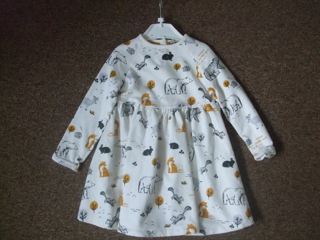 John Lewis  baby girl's dress age  12 - 18   months . BEAUTIFUL