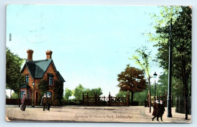 Postcard Entrance To Victoria Park - 1908 - Leicester Leicestershire
