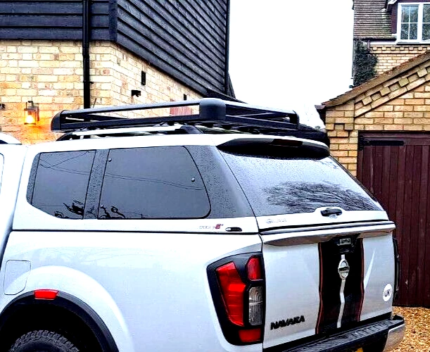 nissan-navara-np300-alpha-type-e-hardtop-canopy-silver-999-00
