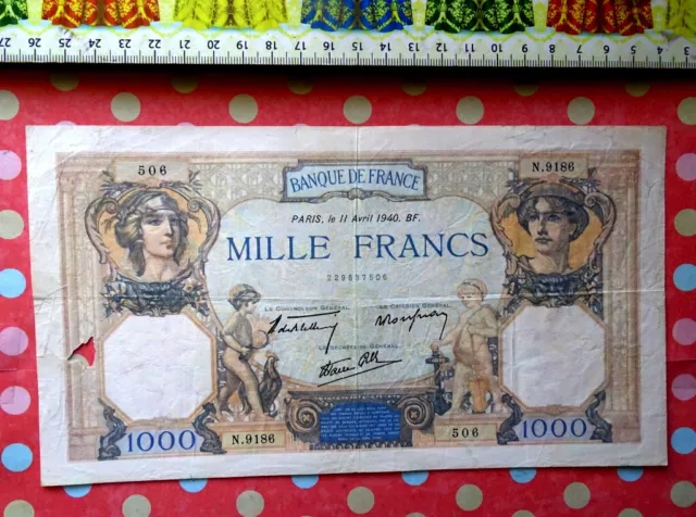 (GB5),  French banknote, 1000 Francs,  Year : 1940  .