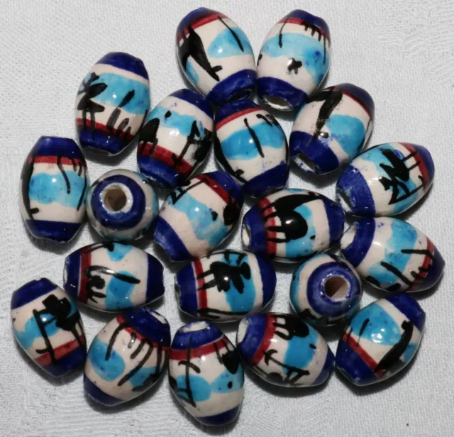 25 Keramik Perlen Peru,14 mm blau oval weiß Inka Indianer Schmuck Perle Lama