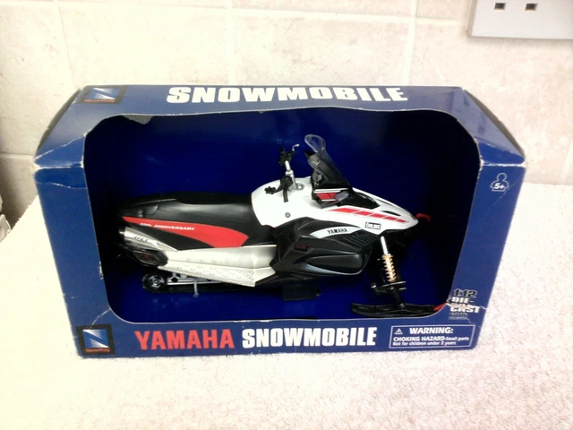 2004 YAMAHA RX-1 スノーモービル 1/12スケール NewRay Newray Toys 1