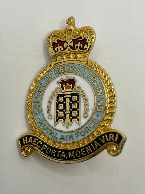 Raf Qc Lapel Badge - School Of Recruit Training