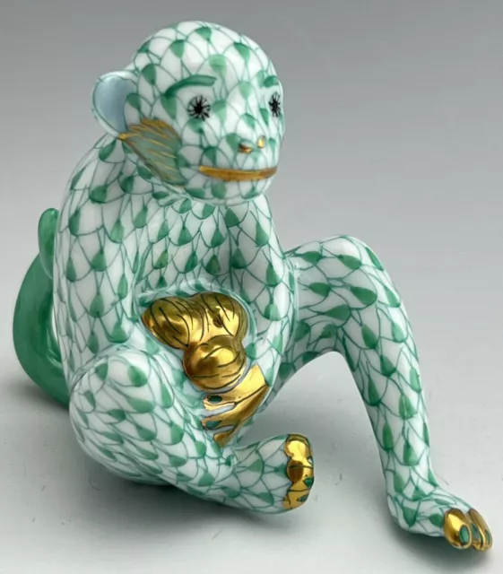 🦋 MINT HEREND Monkey W/ Coconuts Green Fishnet Figurine