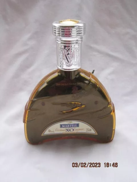 Novelty retro radio Martell XO Cognac liquor bottle