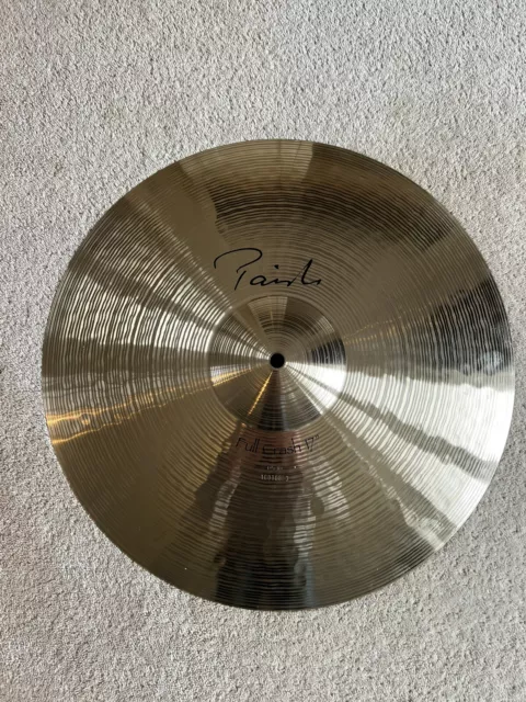 Paiste 17" Signature Full Crash Cymbal - Excellent Condition, Barely Used