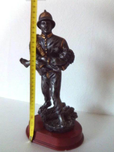 STATUETTES Sapeurs pompiers - 6 POMPIERS RESINE 7,5 cm H N° 217