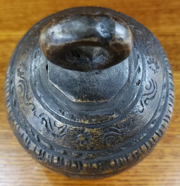 Late 19th Century Burmese Bronze Elephant Bell 2