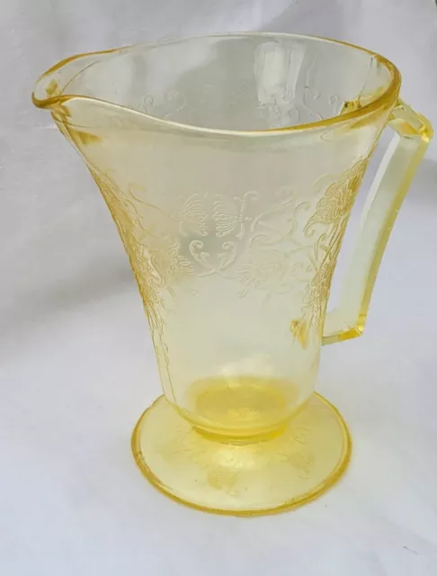 Vintage Hazel Atlas Yellow Depression Glass Florentine No 2 Pitcher 7.5" 28 oz