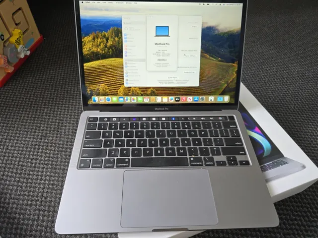 Apple MacBook Pro 13in (512 GB SSD, M1, 8GB) Laptop - Space Grey