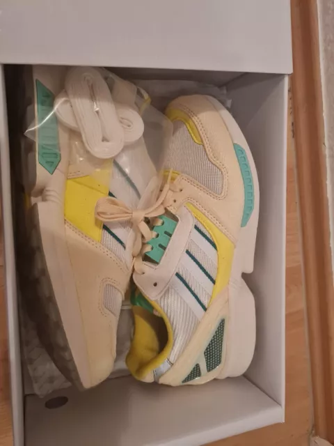 EU Größe 42 - Adidas ZX 8000 Frozen Lemonade Chalk White