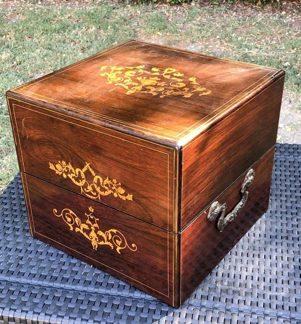 Boîte à jetons Napoléon III, coffret en marqueterie Boulle, XIXe siècle