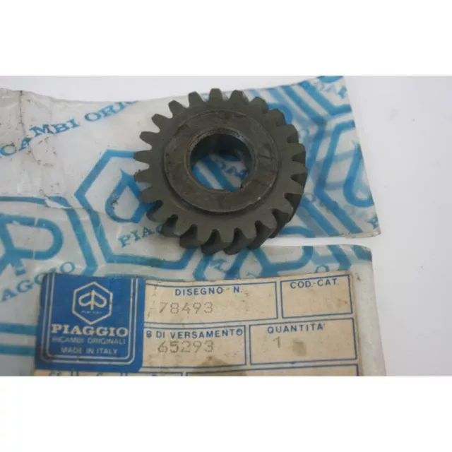 Pignone ingranaggio trasmissione Z22 Pinion gear Piaggio Vespa 50 L N R