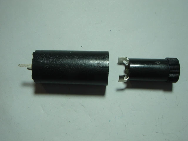 Portafusibili 250V 10A 5x20mm Ue Norma A Einlöten Verticale #14-10F1