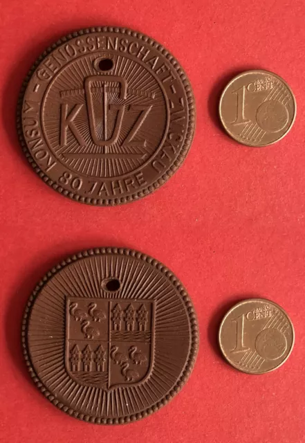 DDR Böttgersteinzeug Medaille 80 Jahre KGZ Konsum Genossenschaft ZWICKAU ( M1669