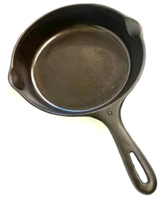 Unmarked  WAGNER  #6 9" Cast Iron Skillet, Restored ready to Use or Display