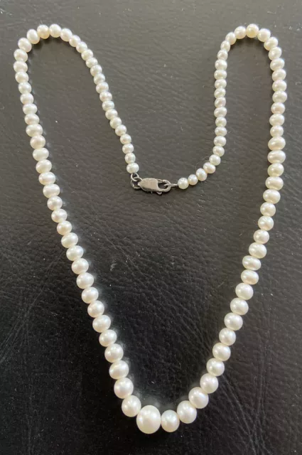 Hübsche alte Perlenkette - mit 925er Silber Verschluss (k8)