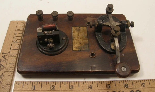 VINTAGE SIGNAL ELECTRIC Mfg Co Telegraph Key Morse Code R-68 Practice ...