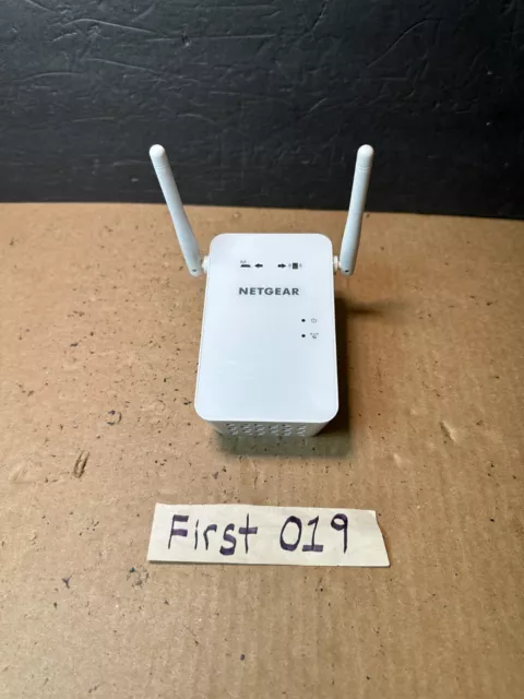 Extensor de rango Wi-Fi de doble banda Gigabit AC750 NETGEAR EX6100v2