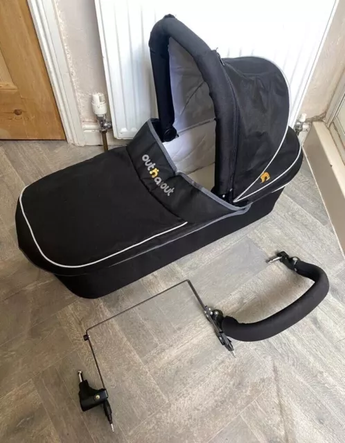 Out n About Doppel Carrycot Stube Zange & GT + Adapterleiste V2 V3 V4 + Matratze