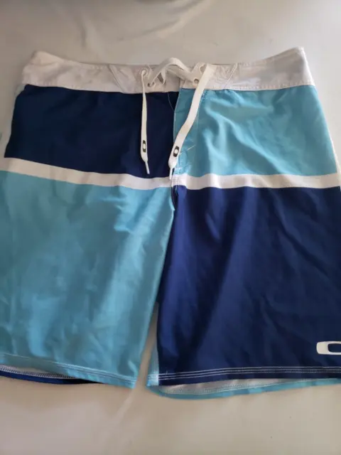 Mens Oakley Board Shorts Swimming Size 34 BLUE WHITE POLYESTER SPANDEX