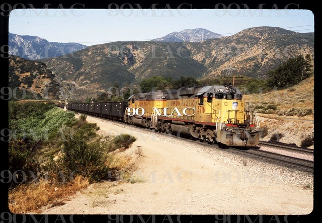 UNION PACIFIC-UPRR EMD SD40-2 #3716. Cajon Pass (CA). Original Slide 1992.