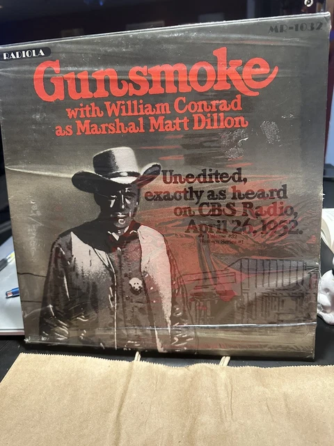 Gunsmoke / The Roy Rogers Show.  Radiola MR-1032.
