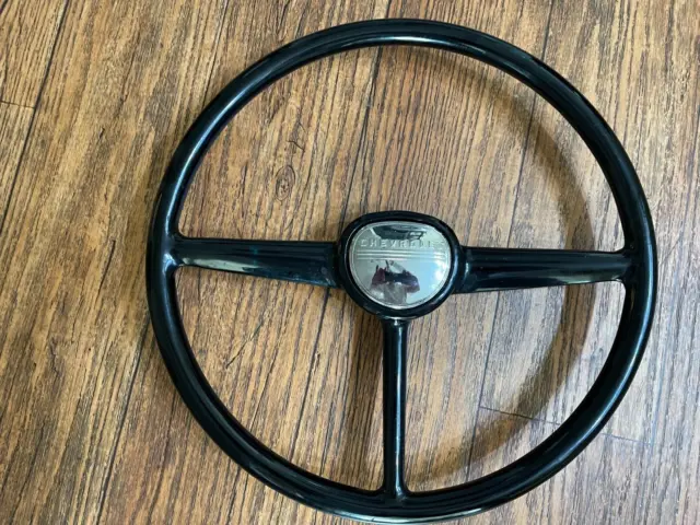 1949 50 51  1952 Chey Truck Steering Wheel With Chrome Horn Cap Check It Out 👀