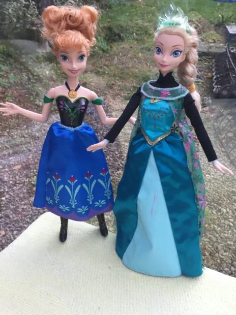 Disney Frozen 11" Singing Elsa & Anna