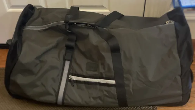 Tumi Luggage Frisco Sutter Wheeled Large Duffle Nylon 34” X 14”x 14” Travel Bag