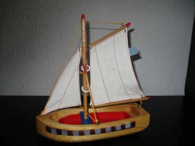 DDR Holzspielzeug Boot / Kutter