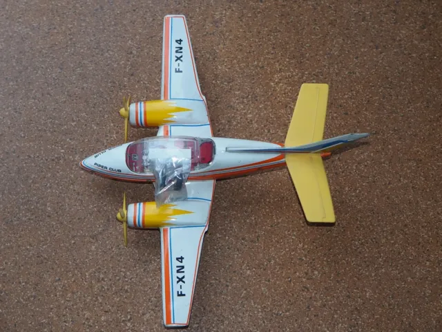 Blechspielzeug Flugzeug Piper Club